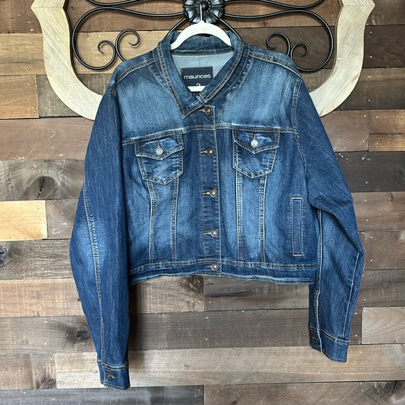 Cropped Jean Jacket - Picture 1 of 3